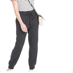 A NEW DAY joggers